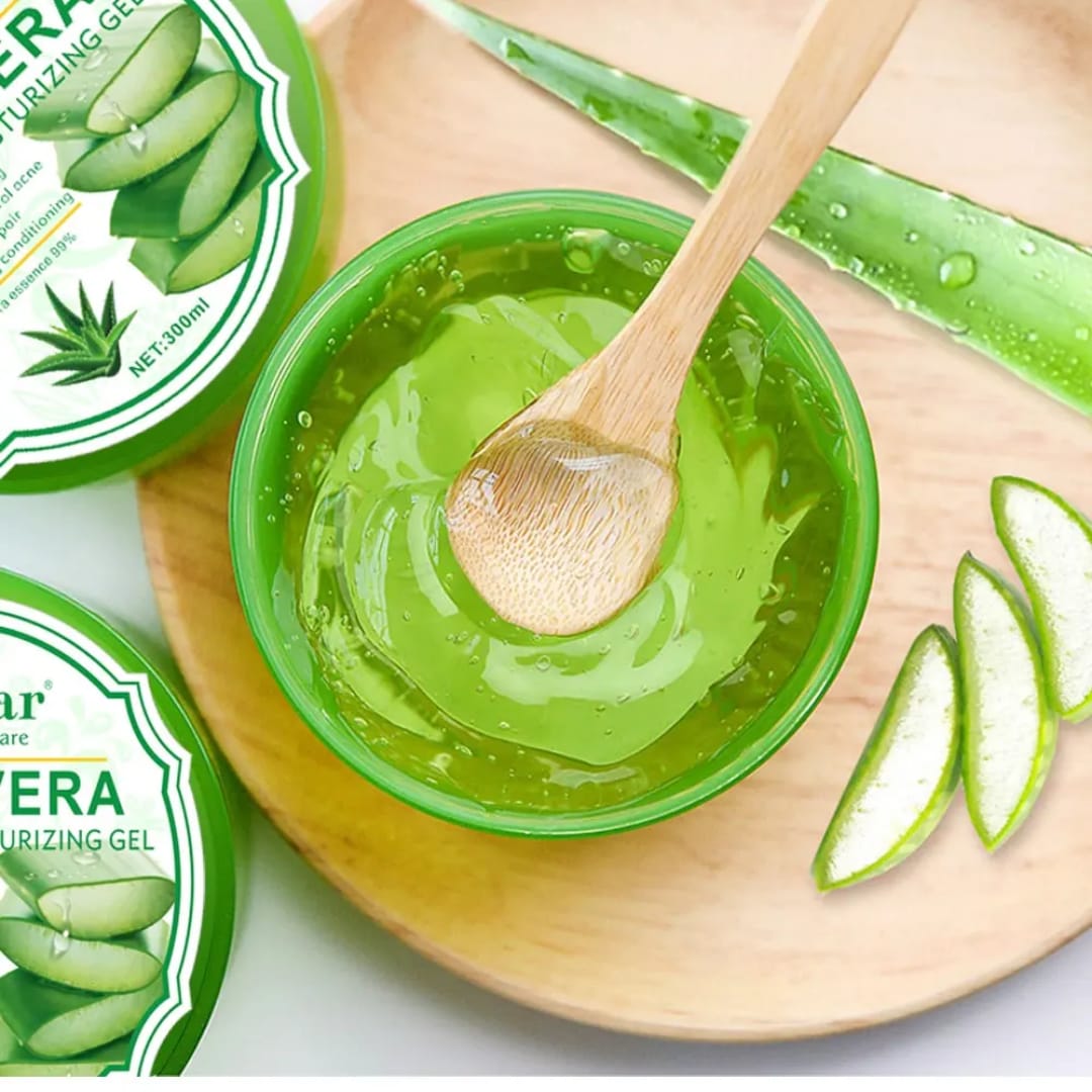 Disaar Aloe Vera Soothing & Moisturizing Gel 300ml victoriastore.com.pk