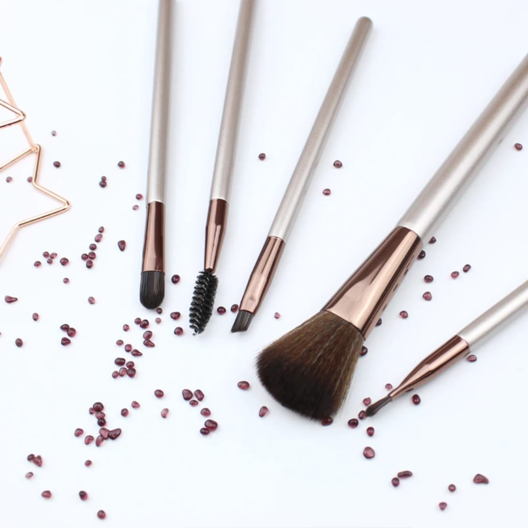 Keli 5PCS Professional Makeup Brush Set victoriastore.com.pk